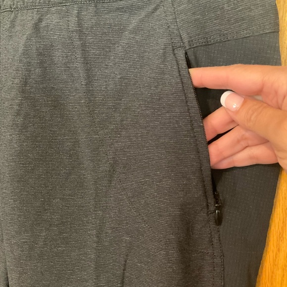 KUHL Weekendr Performance Hiking Tights - Picture 6 of 16